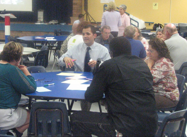 Residents discussing what they love about Phoenix at the Villa De Paz Elementary School event, September 20th, 2012.