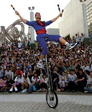 Street performers are a big draw.....