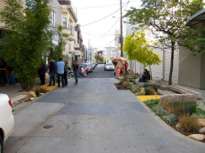 WOONERFS! Paseos! Living Streets!