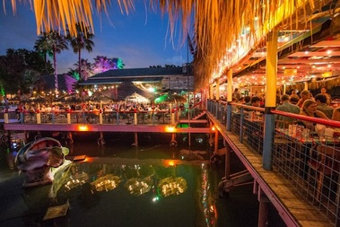 Hula Hut in Austin, TX --- loved being able to eat on the water -- I can see BR being able to do this on the Lakes